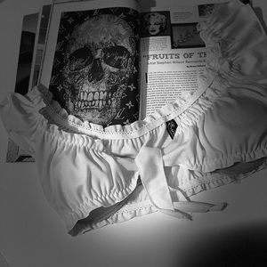 Sexy Top with tie front. Are you a Mary An…